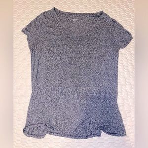 Heather gray V-neck tshirt